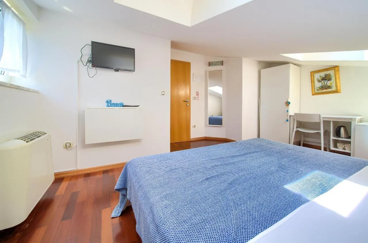 Bed&Breakfast Lucija Bed and Breakfast Punat Bed & Breakfast