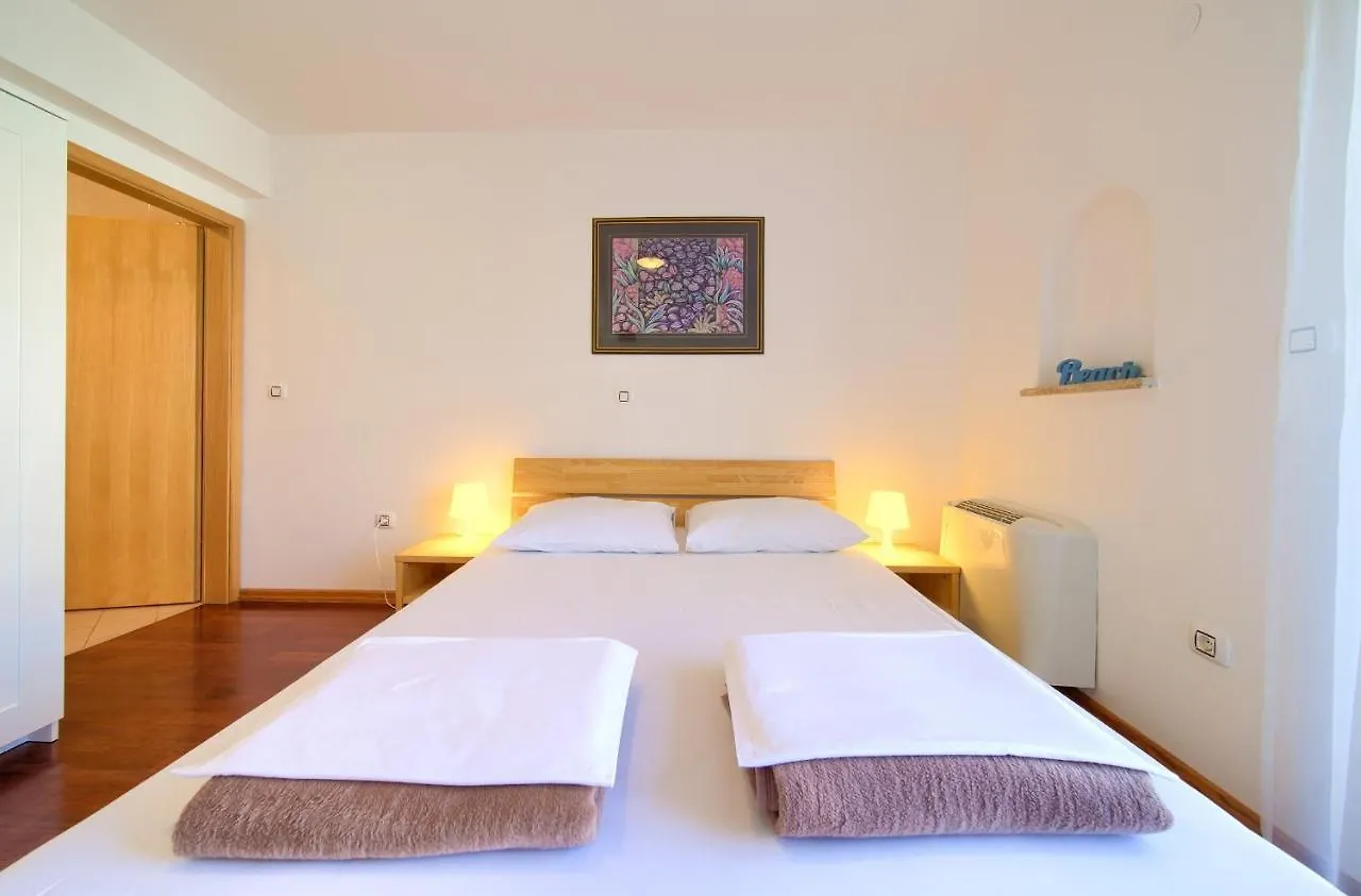 Bed&Breakfast Lucija Punat Croatie
